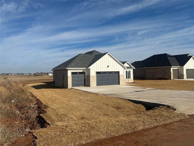 29763 Jade Street, Cashion, OK 73016