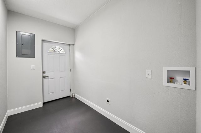 560 E 2ND STREET, Chuluota, FL 32766