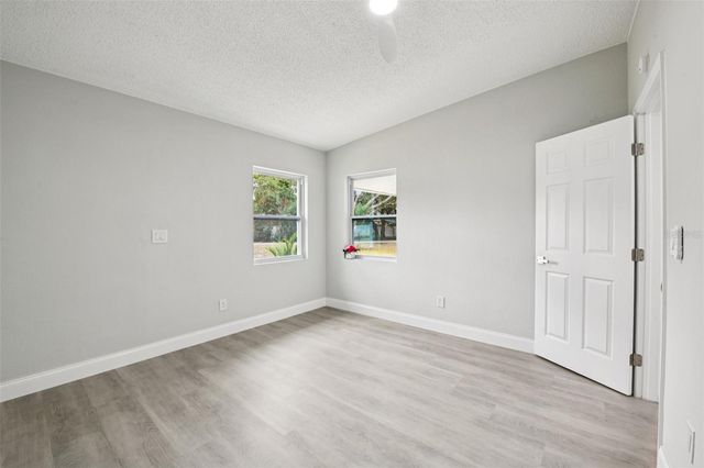 560 E 2ND STREET, Chuluota, FL 32766