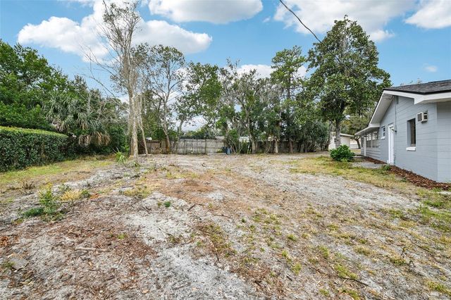 560 E 2ND STREET, Chuluota, FL 32766