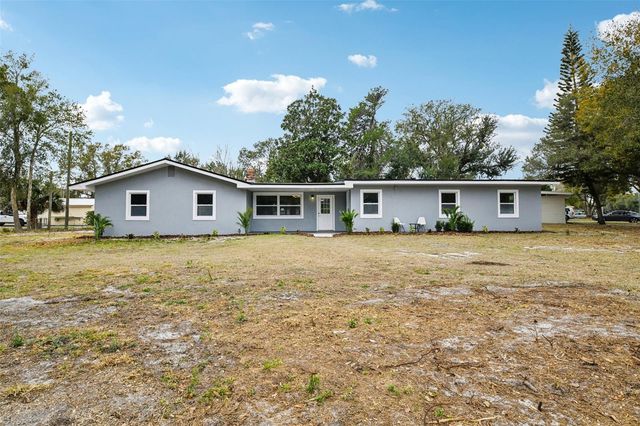 560 E 2ND STREET, Chuluota, FL 32766
