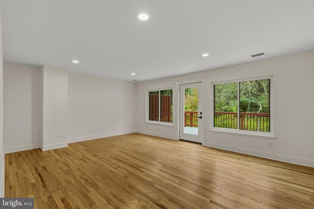 5530 VANTAGE POINT RD, Columbia, MD 21044