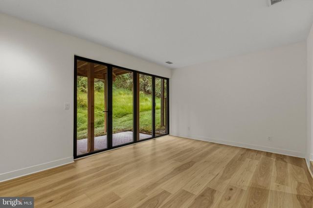 5530 VANTAGE POINT RD, Columbia, MD 21044