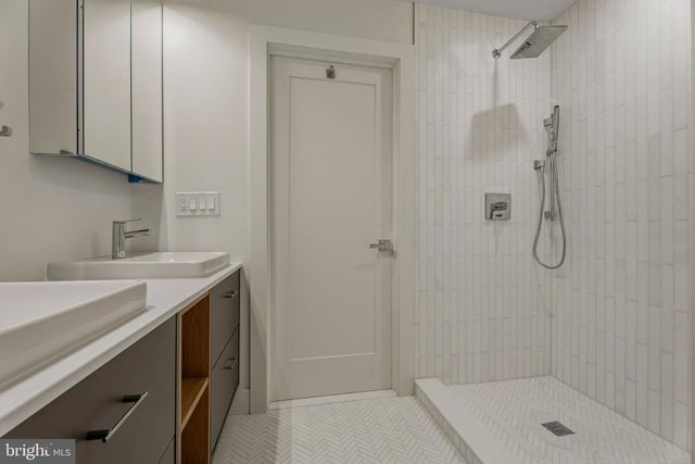 5530 VANTAGE POINT RD, Columbia, MD 21044