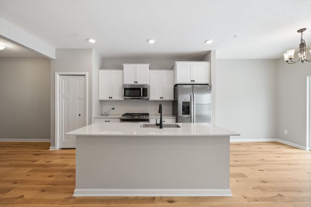 1536 Trellis Lane, West Saint Paul, MN 55118