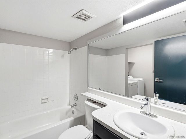 18195 E Ohio Ave 104, Aurora, CO 80017