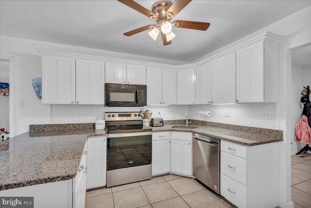 203 GEORGETOWN RD, Blackwood, NJ 08012