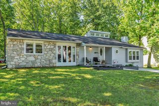 203 GEORGETOWN RD, Blackwood, NJ 08012