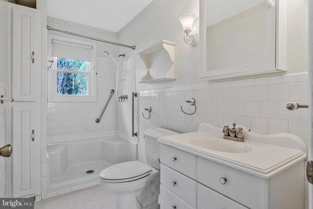 12805 BAY DR, Lusby, MD 20657