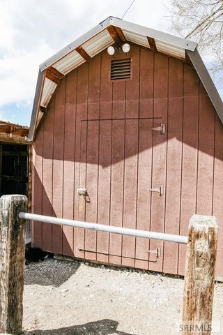 163 Hwy 28, Salmon, ID 83467