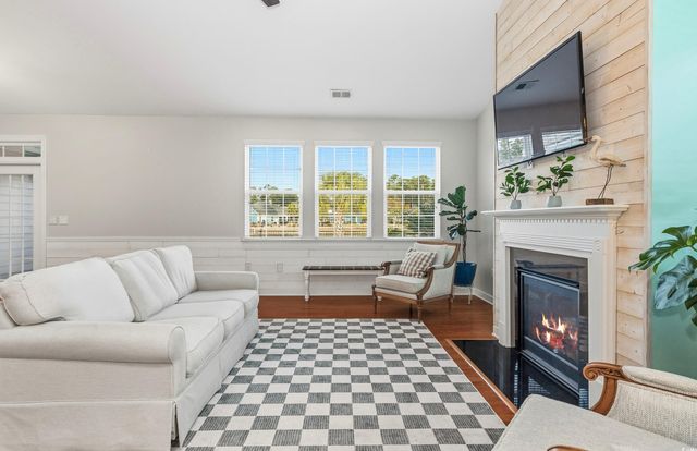 1960 Oxford St., Myrtle Beach, SC 29577