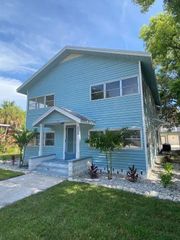 5426 31ST AVENUE S B, Gulfport, FL 33707