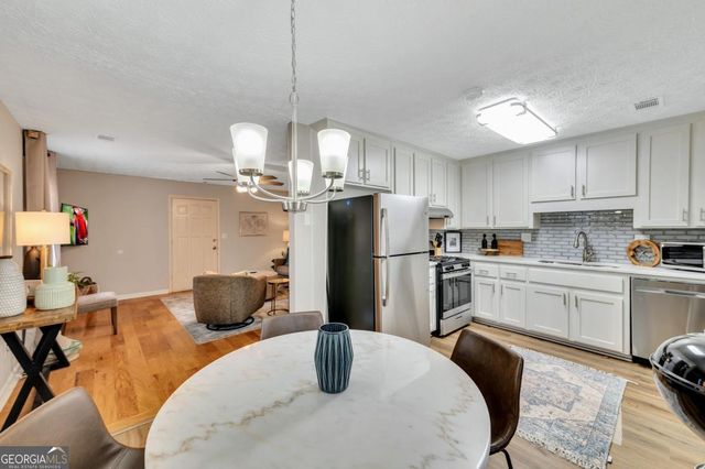 160 Booth Road SW APT B, Marietta, GA 30008