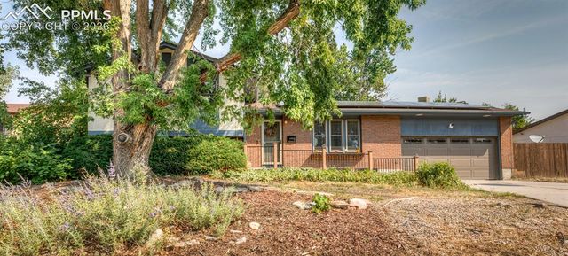 7 Briargate Terrace, Pueblo, CO 81001