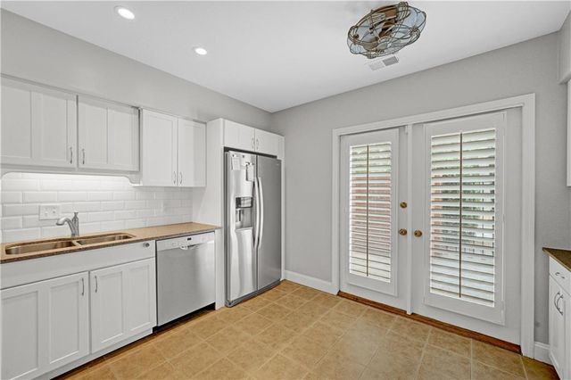 10 Plantation Drive NE, Atlanta, GA 30324