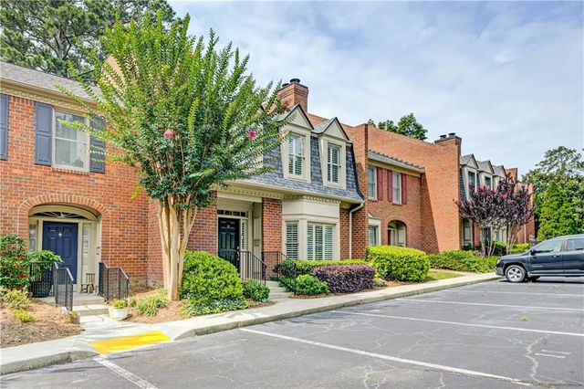 10 Plantation Drive NE, Atlanta, GA 30324