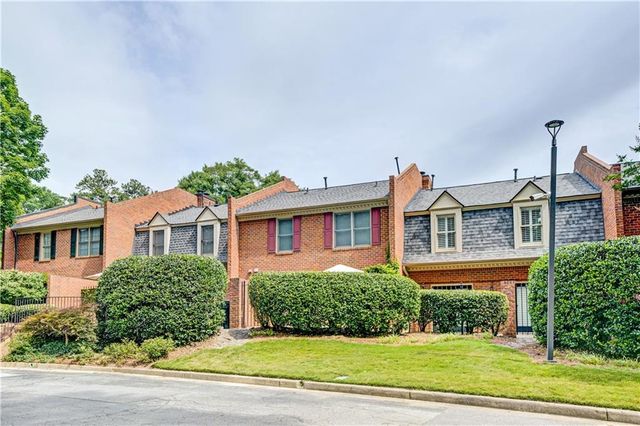10 Plantation Drive NE, Atlanta, GA 30324