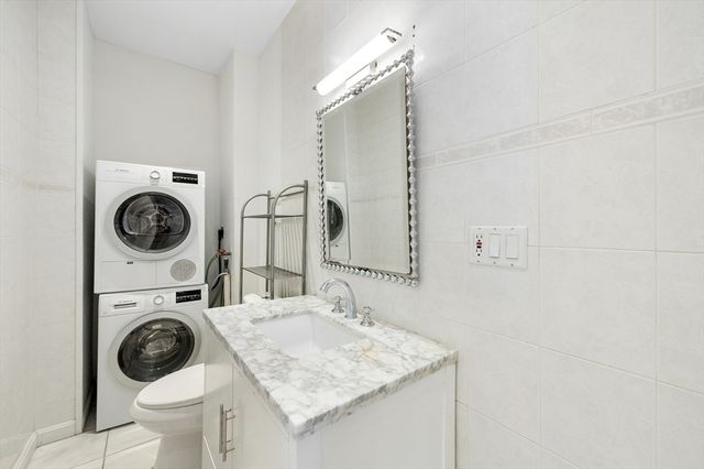 365 Beacon St, Boston, MA 02116
