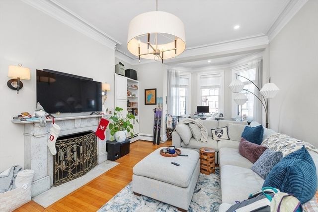 365 Beacon St, Boston, MA 02116