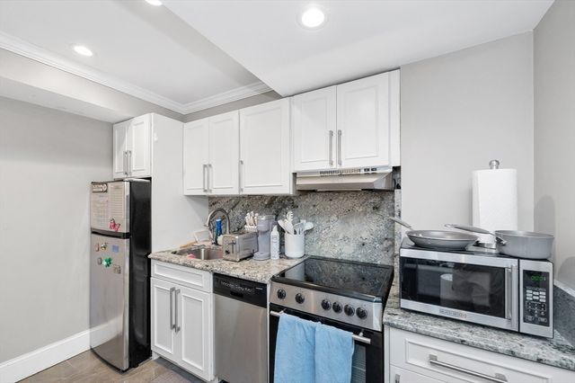 365 Beacon St, Boston, MA 02116