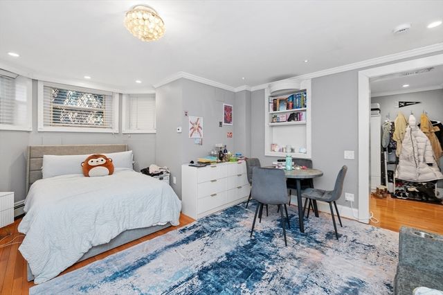 365 Beacon St, Boston, MA 02116