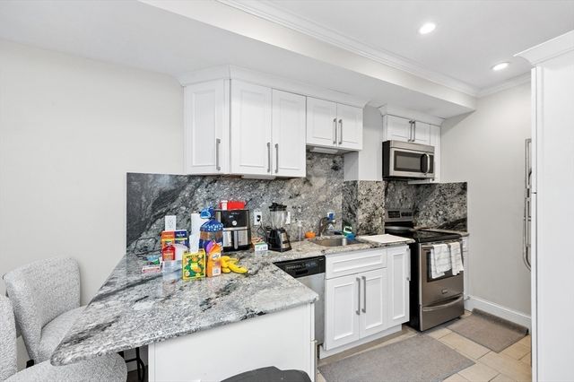 365 Beacon St, Boston, MA 02116