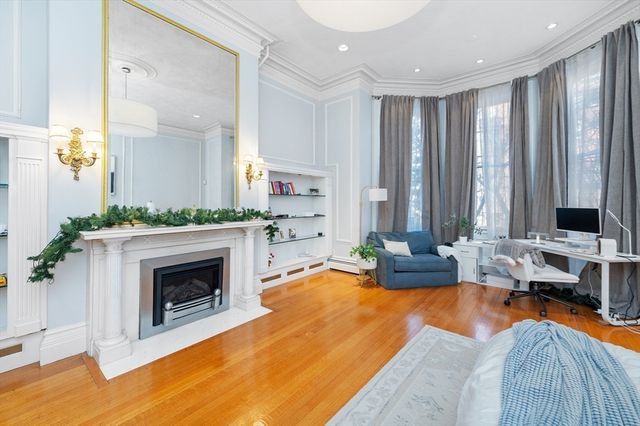 365 Beacon St, Boston, MA 02116