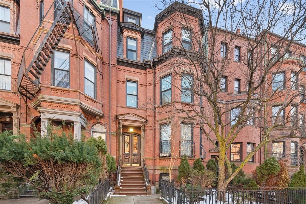 365 Beacon St, Boston, MA 02116
