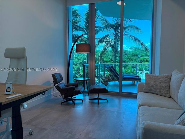 701 N Fort Lauderdale Blvd 214, Fort Lauderdale, FL 33304