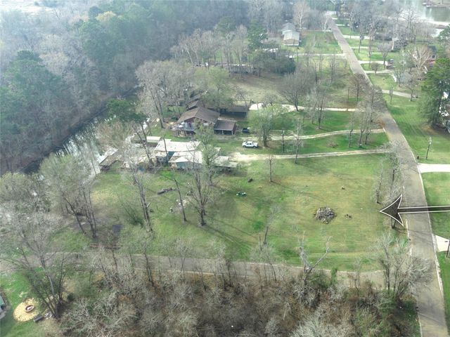 26 Lakeview Drive, Huntsville, TX 77320