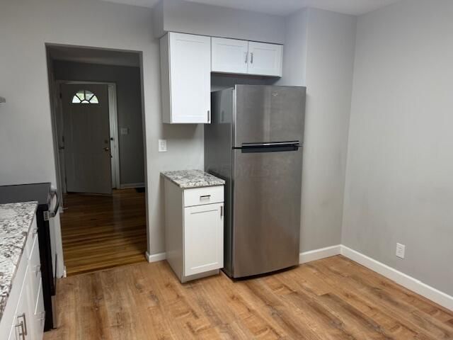 886 Carolyn Avenue, Columbus, OH 43224