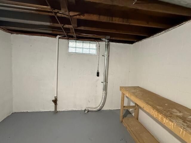 886 Carolyn Avenue, Columbus, OH 43224