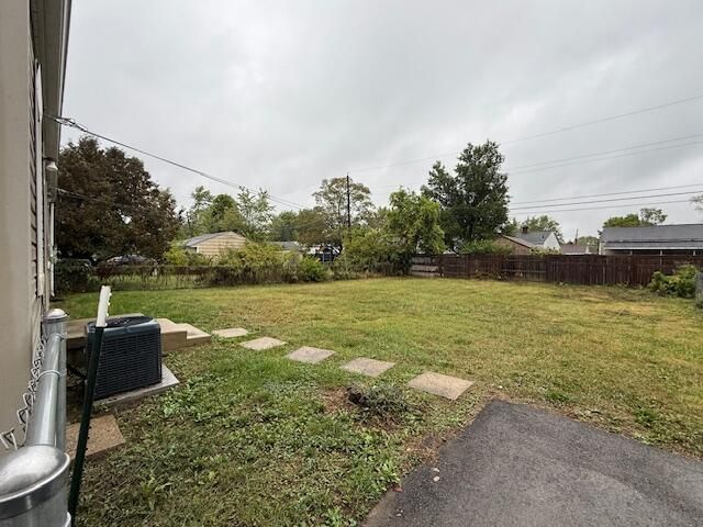 886 Carolyn Avenue, Columbus, OH 43224