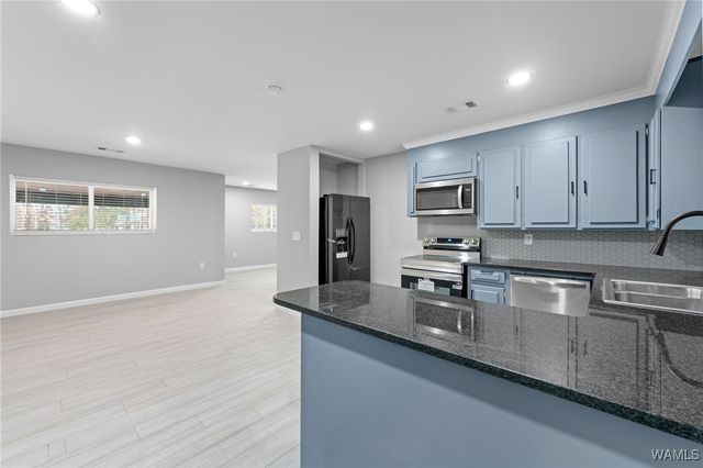 9596 AL HWY 60, Moundville, AL 35474