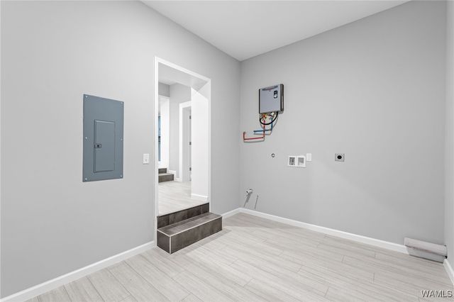 9596 AL HWY 60, Moundville, AL 35474