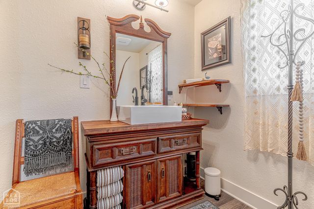 2337 County Road 380, Bono, AR 72416