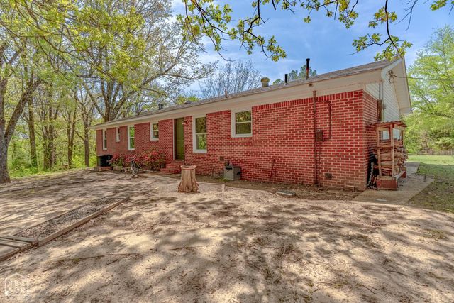 2337 County Road 380, Bono, AR 72416