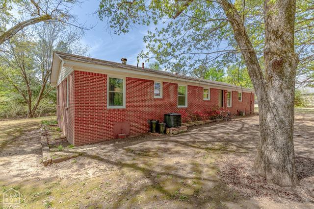 2337 County Road 380, Bono, AR 72416
