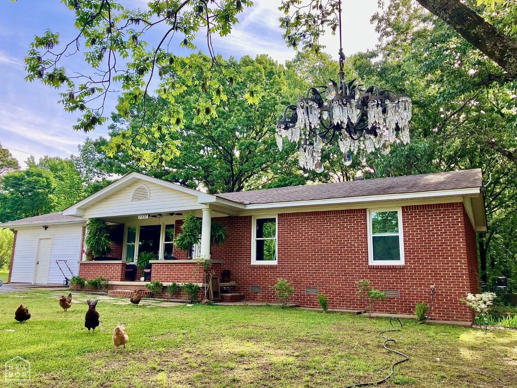 2337 County Road 380, Bono, AR 72416