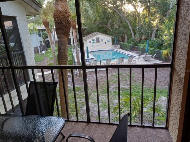 4821 WINSLOW BEACON 42, Sarasota, FL 34235