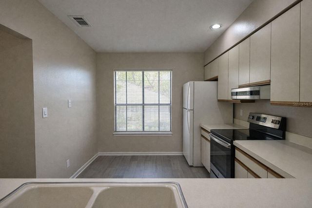4821 WINSLOW BEACON 42, Sarasota, FL 34235