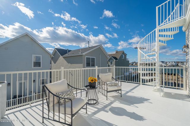 24 Surf Street, Sea Bright, NJ 07760