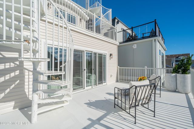 24 Surf Street, Sea Bright, NJ 07760