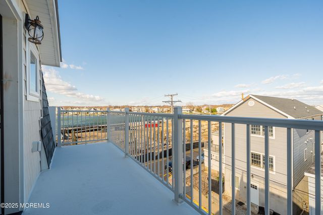 24 Surf Street, Sea Bright, NJ 07760