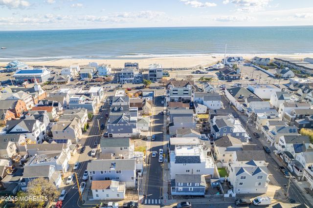 24 Surf Street, Sea Bright, NJ 07760