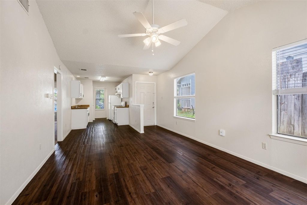 12311 Alderbrook DR B, Austin, TX 78758