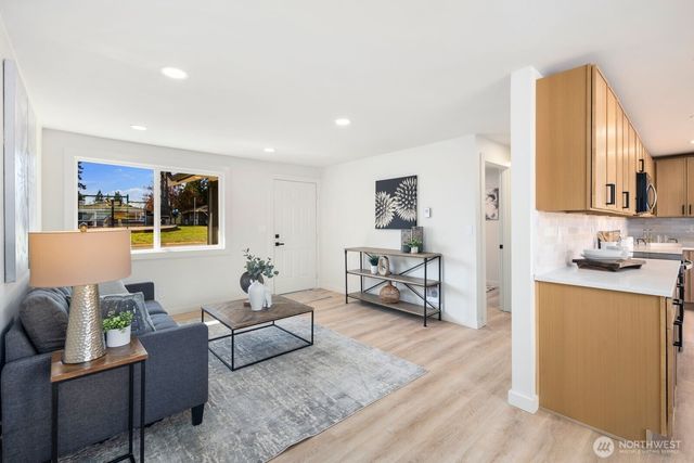 31618 119th Place SE, Auburn, WA 98092