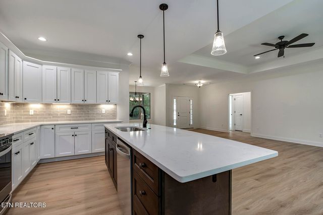 211 Mingo Way, Loudon, TN 37774