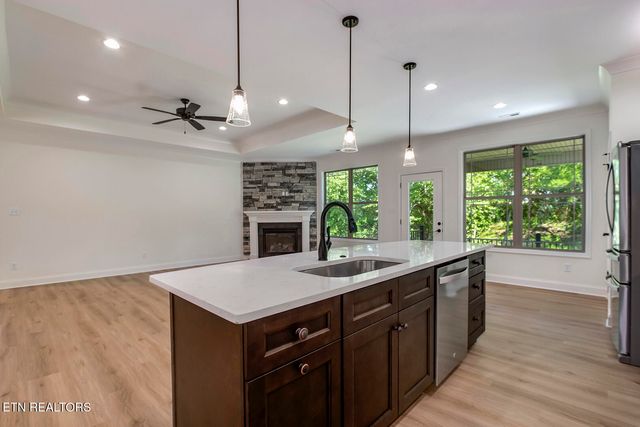 211 Mingo Way, Loudon, TN 37774
