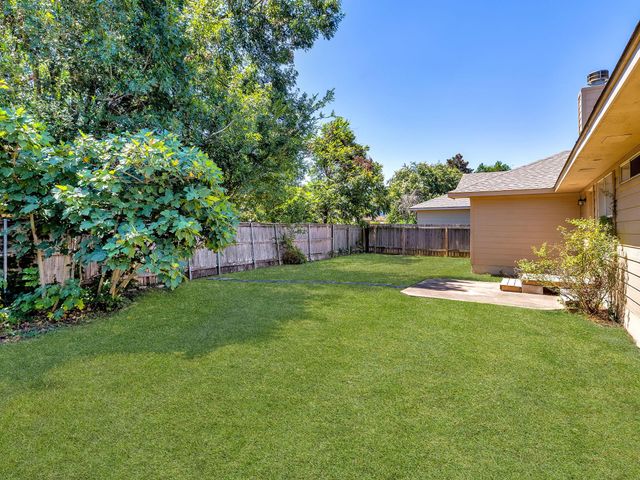 1216 Heppner DR, Cedar Park, TX 78613